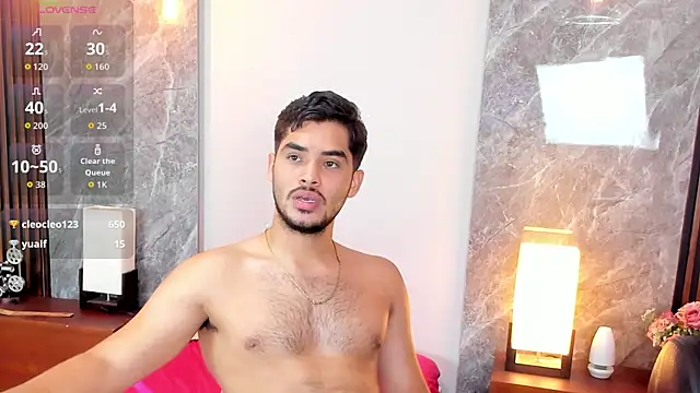 luciano_vitale's Live XXX Chat