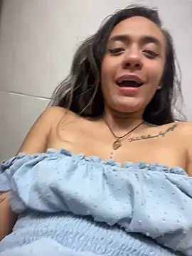 SinSirenXXX Chat XXX in diretta