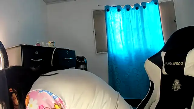 Serenity_Lux's Live XXX Chat