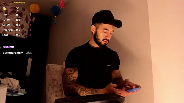 MarkWalker__ 라이브 XXX 채팅