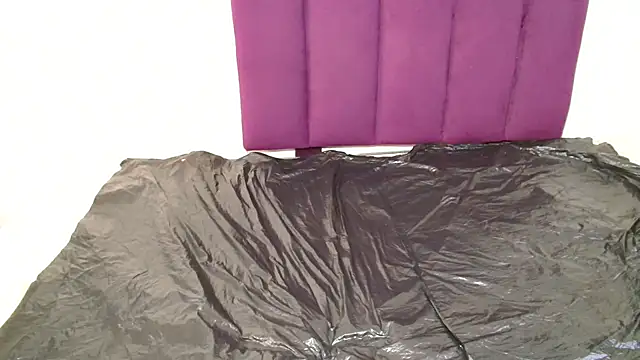 XXX chat uživo modela xxebony