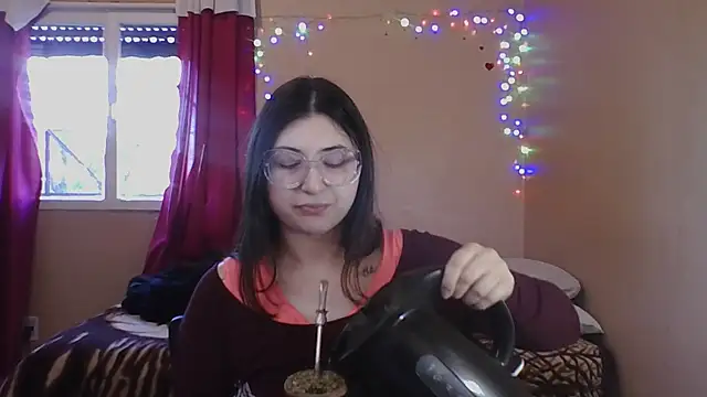 imsohornydacom – Live XXX-chat