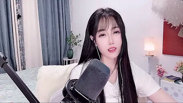 Laura_520のライブXXXチャット