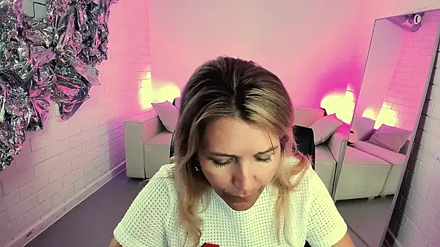 Chat XXX ao vivo de NicoleHitman