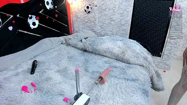 XXX chat uživo modela IVISBOUNCYASS