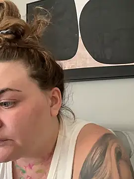Chat +18 de HeyBABYGIRL ao vivo