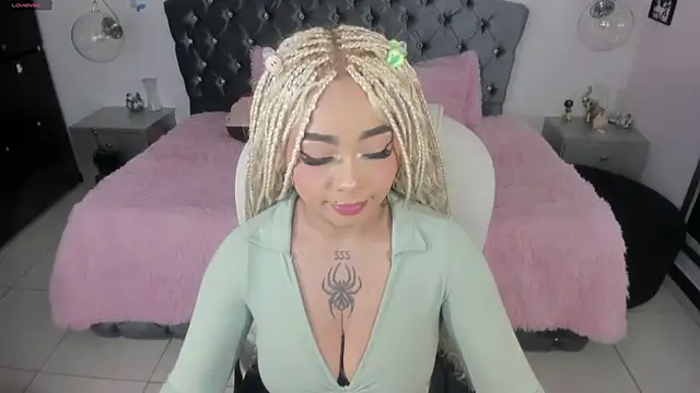 Chatroom XXX en direct de conny__curly