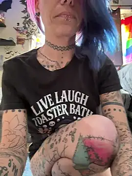 Toxii- Live XXX-chat
