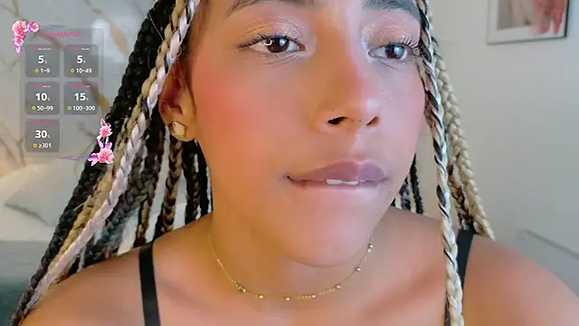 XXX chat uživo modela miajonesblowjob