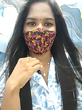 Chat XXX en directo de Tamil_Charu_
