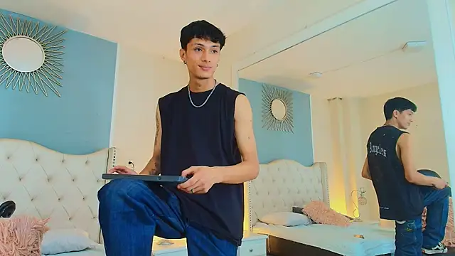 Živý XXX chat Lean_Portman