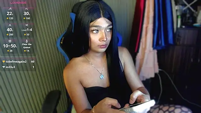 Živý XXX chat TrinityFucksYou