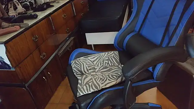 cinquantaxxx's Webcam Show