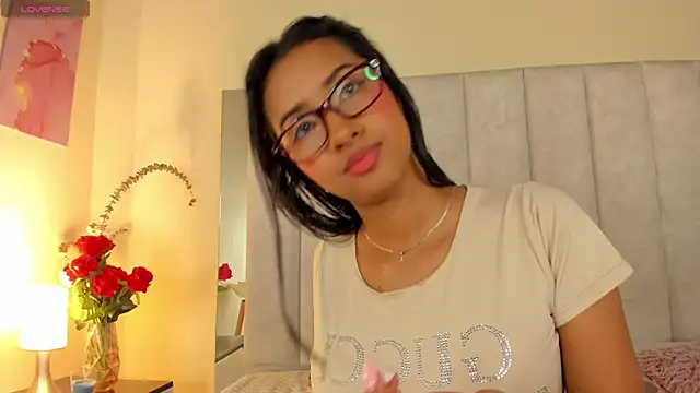 anny_kiut লাইভ XXX চ্যাট