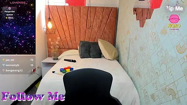 Zoe__Taylor__ 即時 XXX 聊天