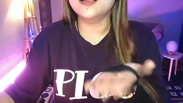 Chat +18 de Mitikaa ao vivo