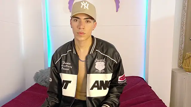 Czat XXX na żywo – Monyel_Blake