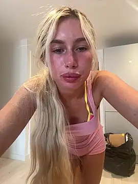 SexySaraxxoon Live XXX chat
