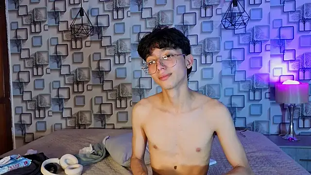 Twink_Sebas7 라이브 XXX 채팅