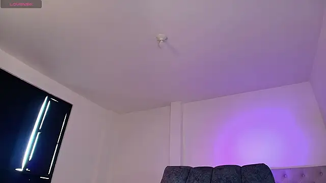 Czat XXX na żywo – Diamond__cherry69