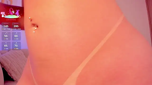 MadelineFox live XXX chat