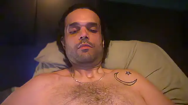 icebergslim281's Live XXX Chat