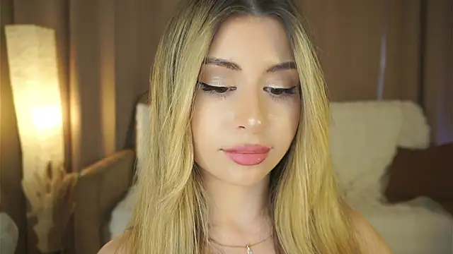 Chat +18 de GeorginaHarn ao vivo