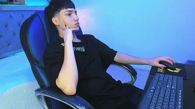 SamBlack_ Chat XXX live