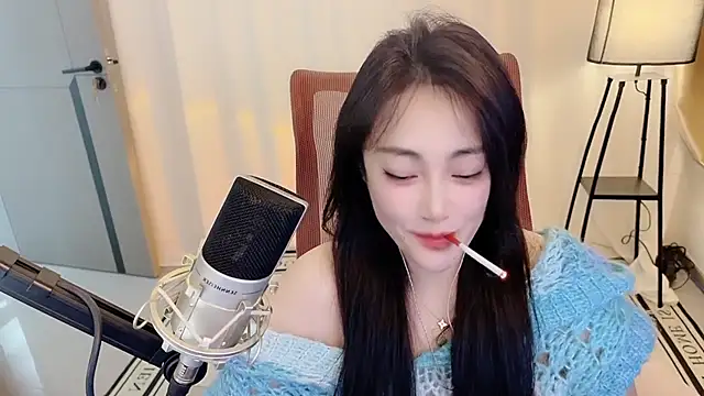 Chat XXX en directo de Daisy-77