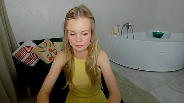 MidnighteAura's Live XXX Chat