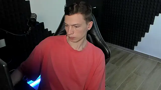 More_than_friend's Live XXX Chat