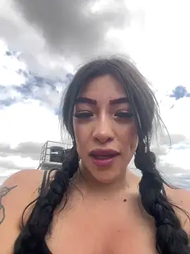 DAKOTA_SAKURA Live XXX Chat