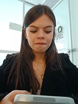 _Isabella-7 Live XXX Chat