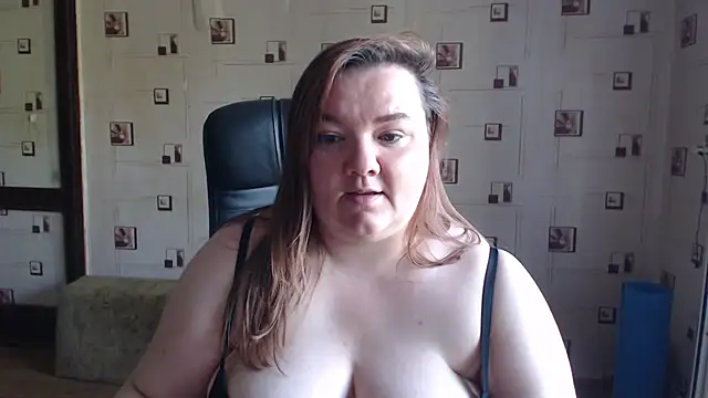 TasyaBigTTs Adlı Modelin Canlı XXX Sohbeti