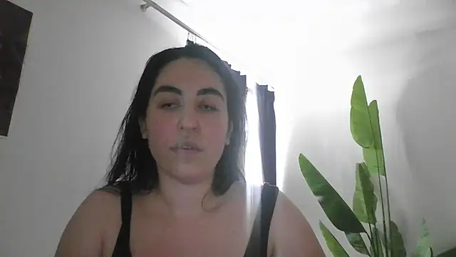צ'אט XXX בשידור חי של WetFlower69