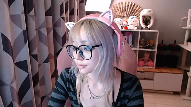 SaxonDibs Live XXX Chat