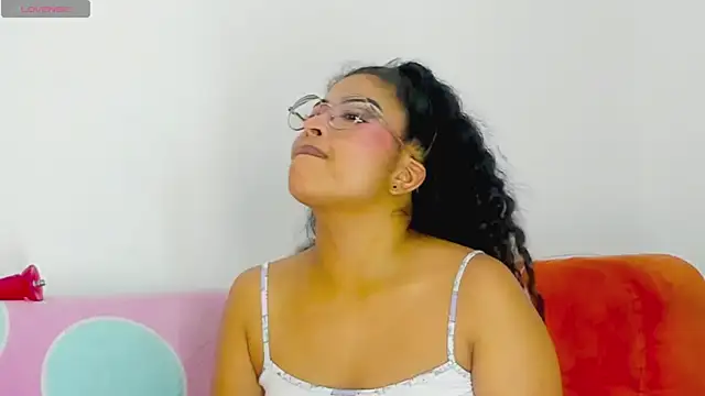 moana_taylor Chat XXX live