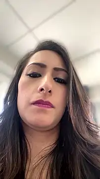 Chat XXX ao vivo de PhoenixBird_