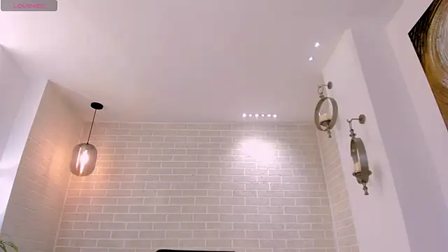 SunnyRivers' Live XXX Chat