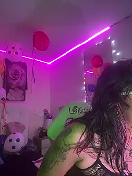 Chatroom XXX en direct de SamathaMay