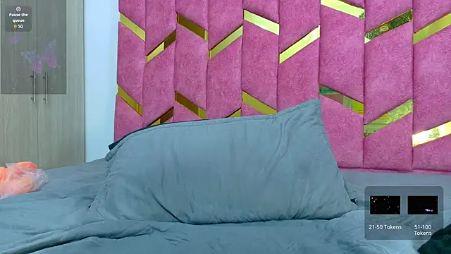 แชท XXX สดของ hornyhousekeeper_