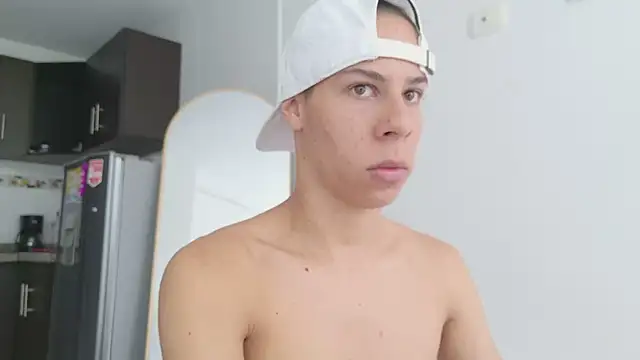 grey___27 élő XXX-chatje