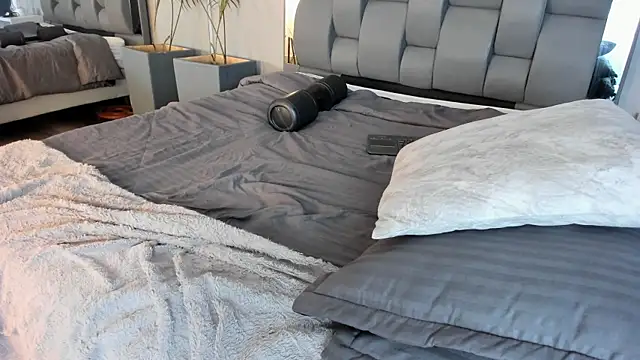 Charlie___Musk Live XXX Chat