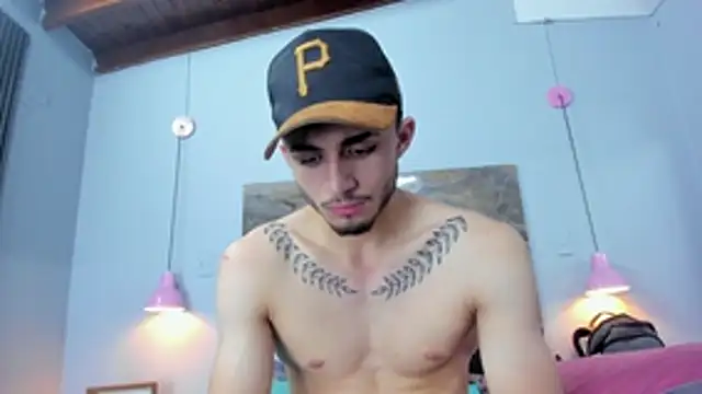 James-06 Live XXX-Chat