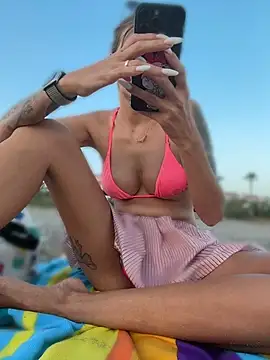 Chat +18 de Betsy ao vivo