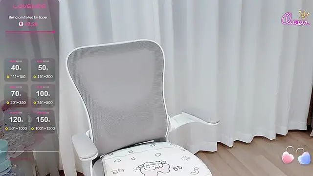 Yuuuuuly 现场XXX聊天
