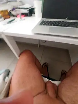 XXX chat uživo modela hpp66