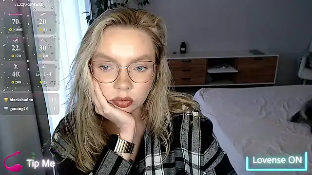 XXX chat uživo modela PolinaXXXXXJones