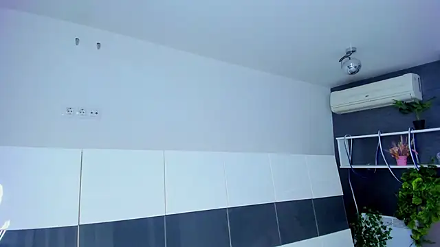 SabrinaSharm Show Webcam