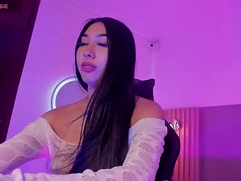 XXX chat uživo modela katnissa_x